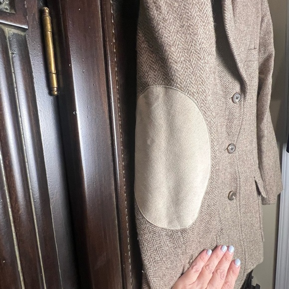 Vintage Lauren Ralph Lauren Tan Blazer with Notched Lapels 100% Wool - Picture 10 of 12